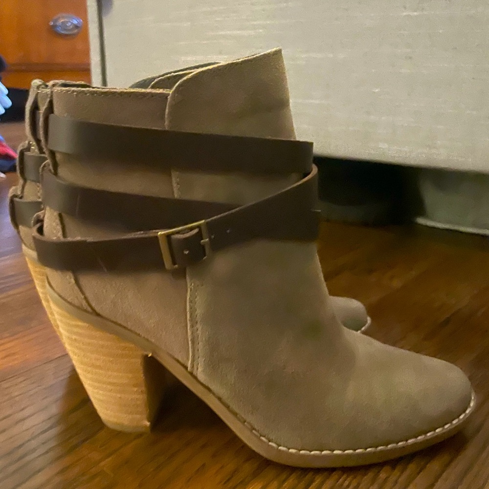 Dolce Vita Booties